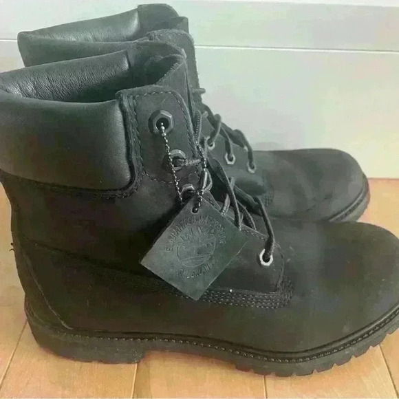 TIMBERLAND WOMEN'S 6-INCH PREMIUM WATERPROOF  LEATHER BOOTIES BLACK size 8 - Picture 4 of 9